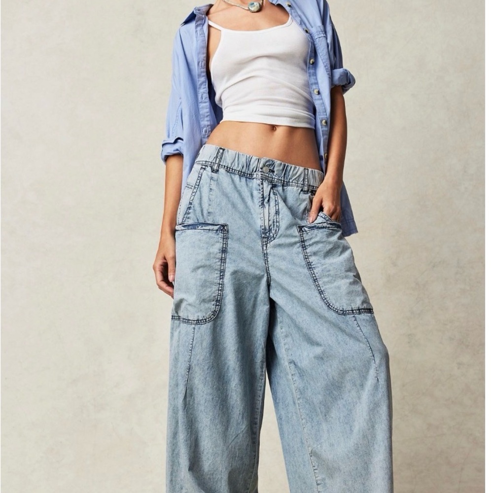 We The Free Shibuya Pull-On Wide-Leg Jeans Size XS Never Worn!